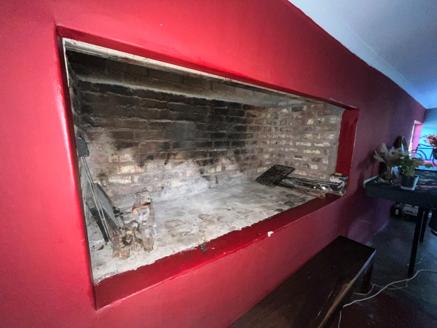 4 Bedroom Property for Sale in Kanoneiland Northern Cape